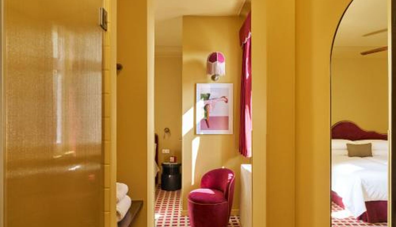 Camera - Le Berger Latroupe Hotel