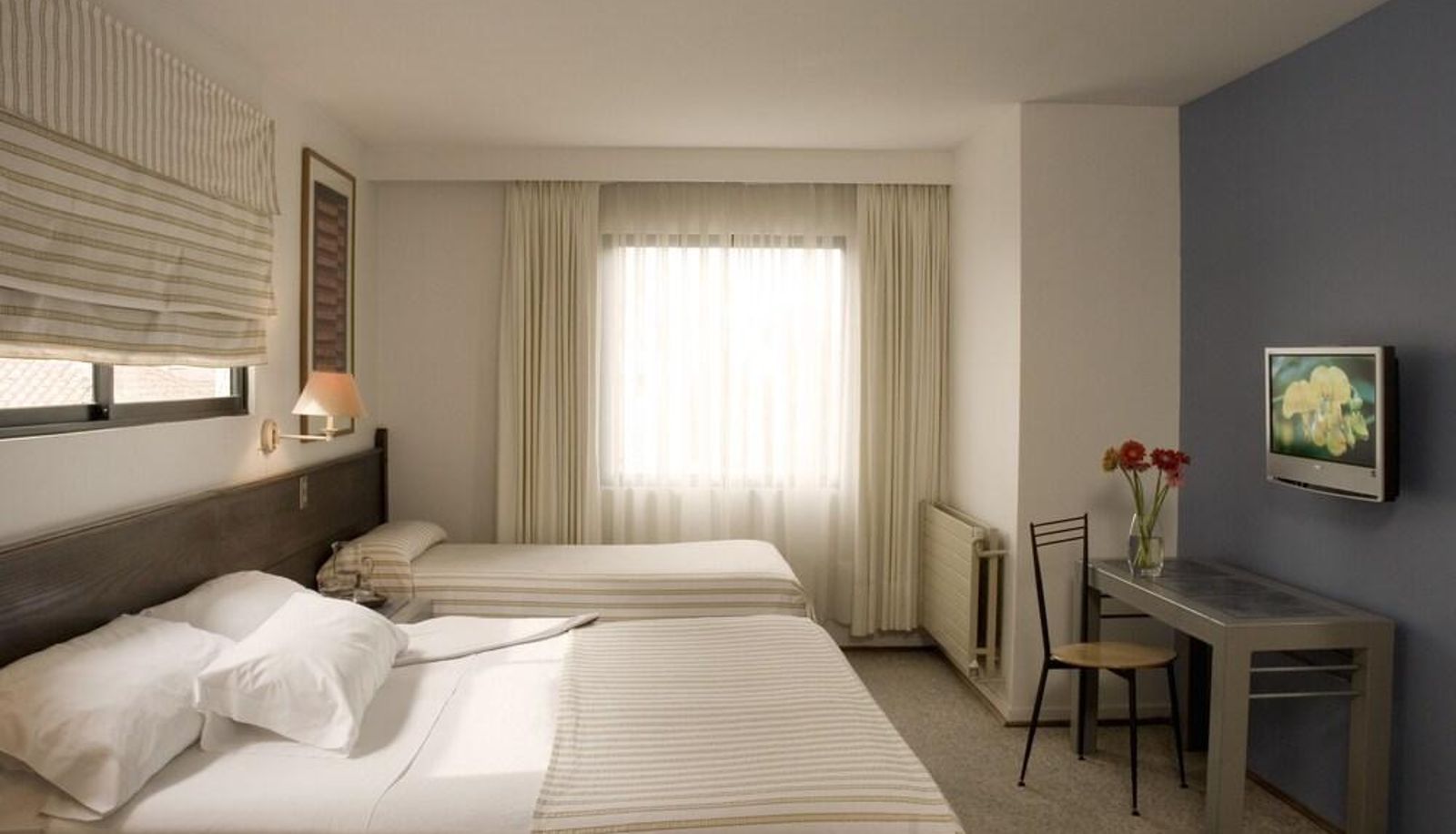 Pokój trzyosobowy - Monterilla Hotel