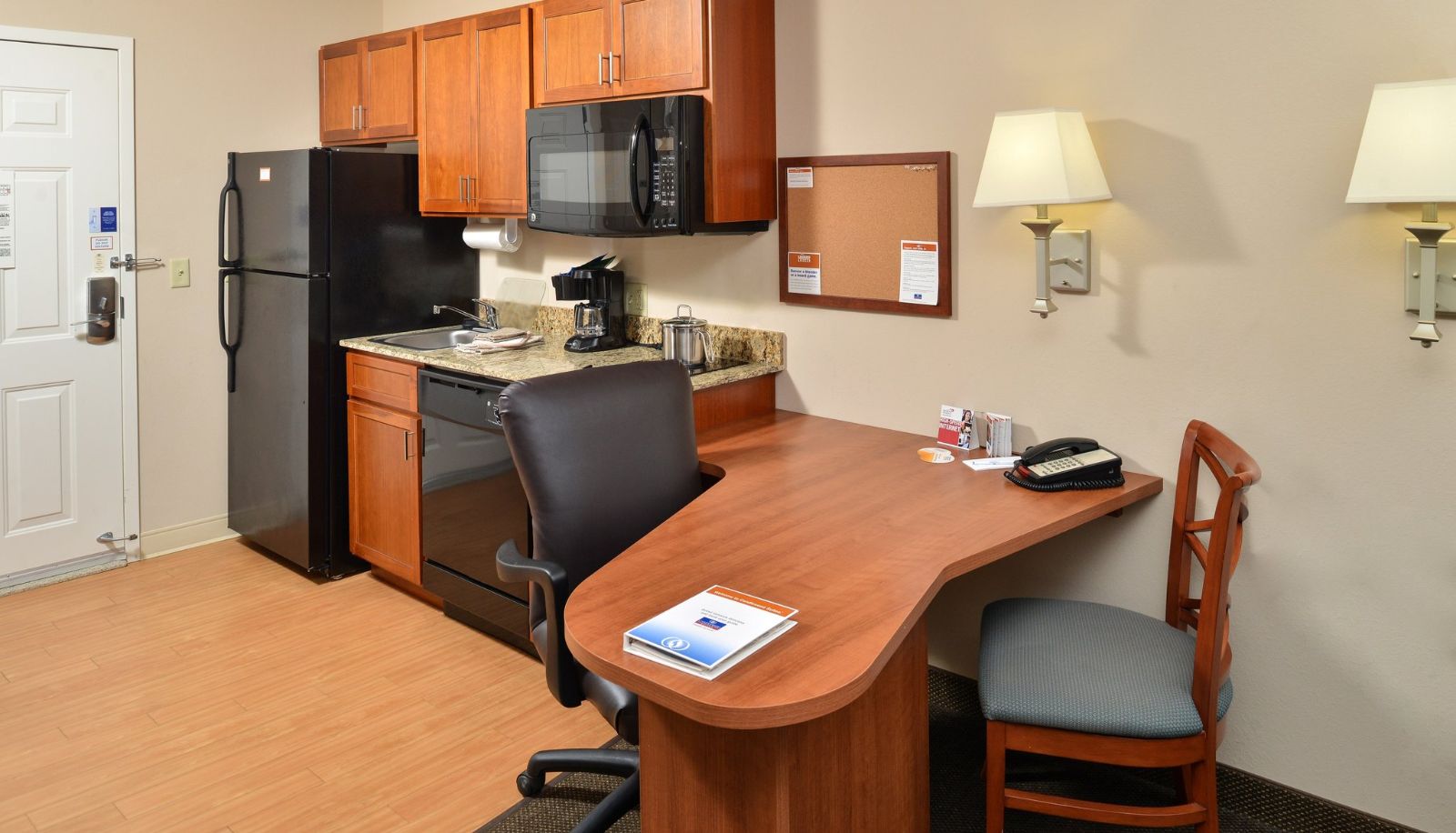 Zimmer - Candlewood Suites CHAMBERSBURG by IHG