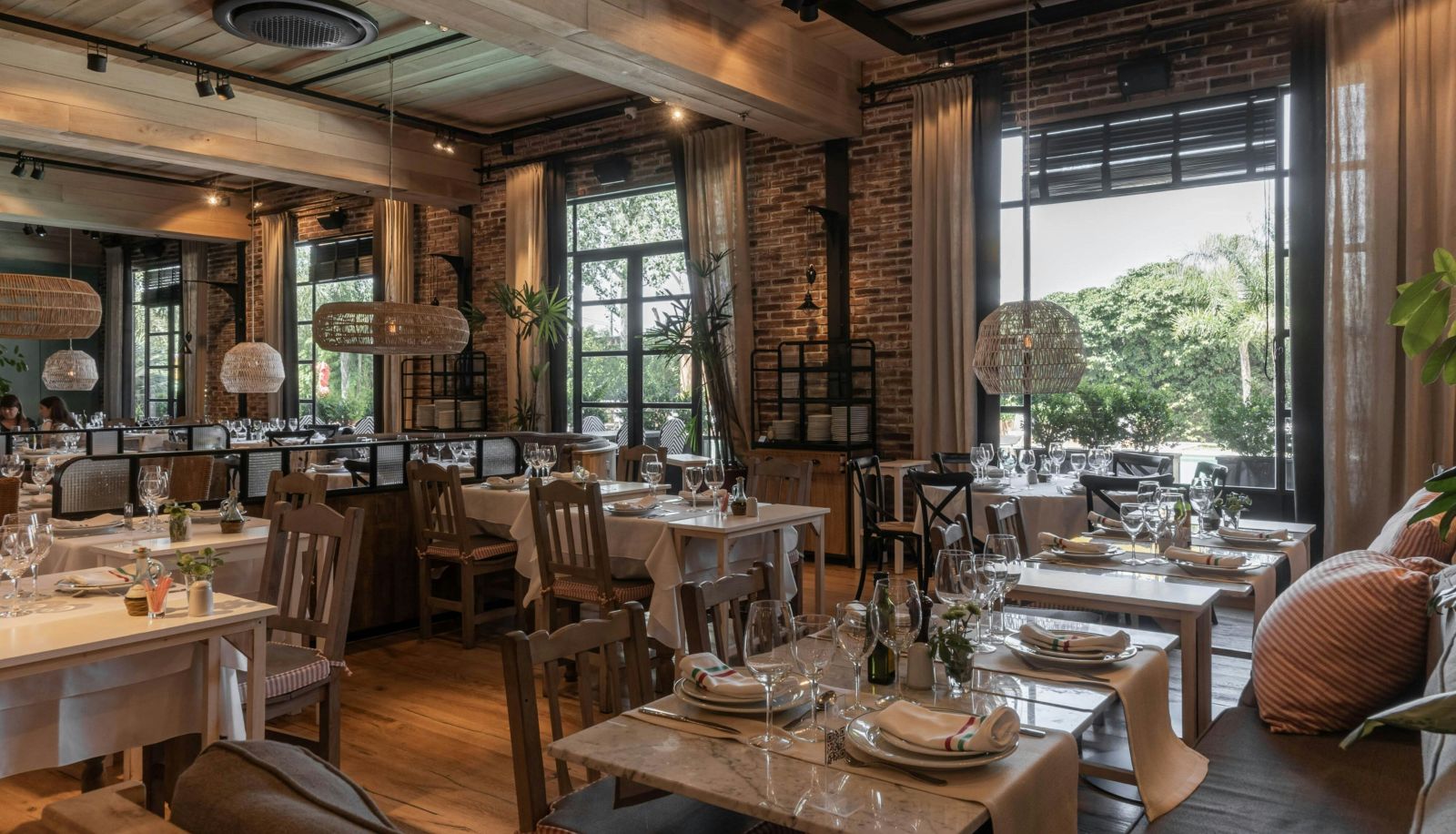 Restaurant - Marriott Hotels & Resorts Buenos Aires Ezeiza