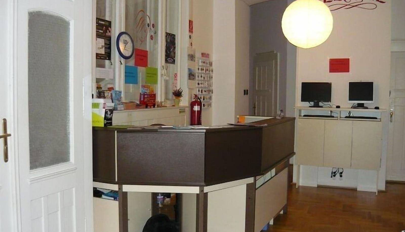 Réception - Boomerang Hostel