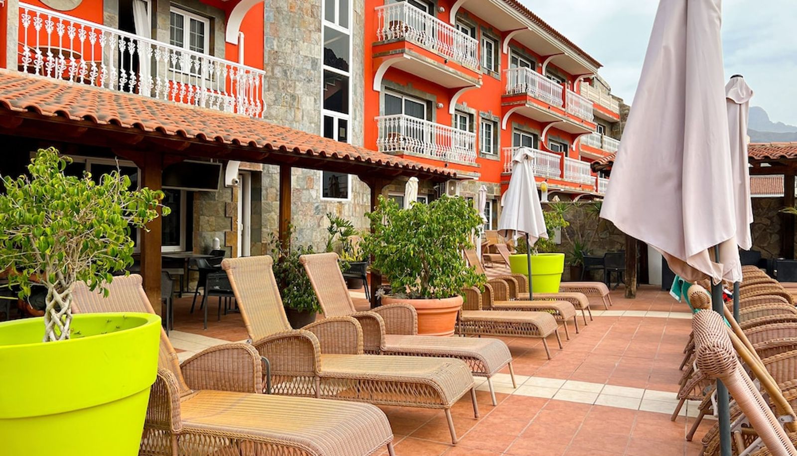 Pool - Hotel La Aldea Suites
