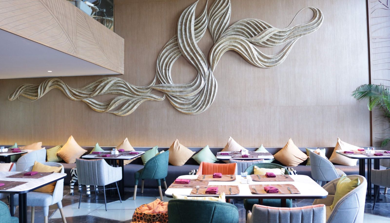 Info - Centara Grand Mirage Beach Resort Pattaya