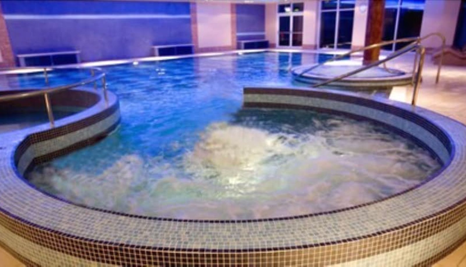 Pool - Hillgrove Hotel