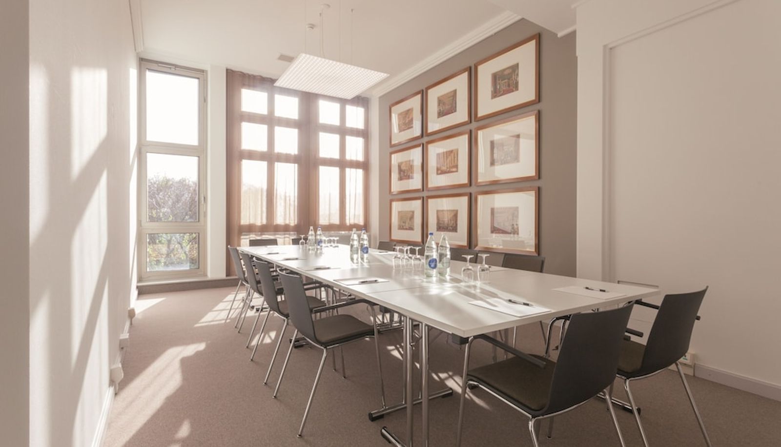 Meetingzimmer - EMA House Serviced Apartments Unterstrass Superior Standard