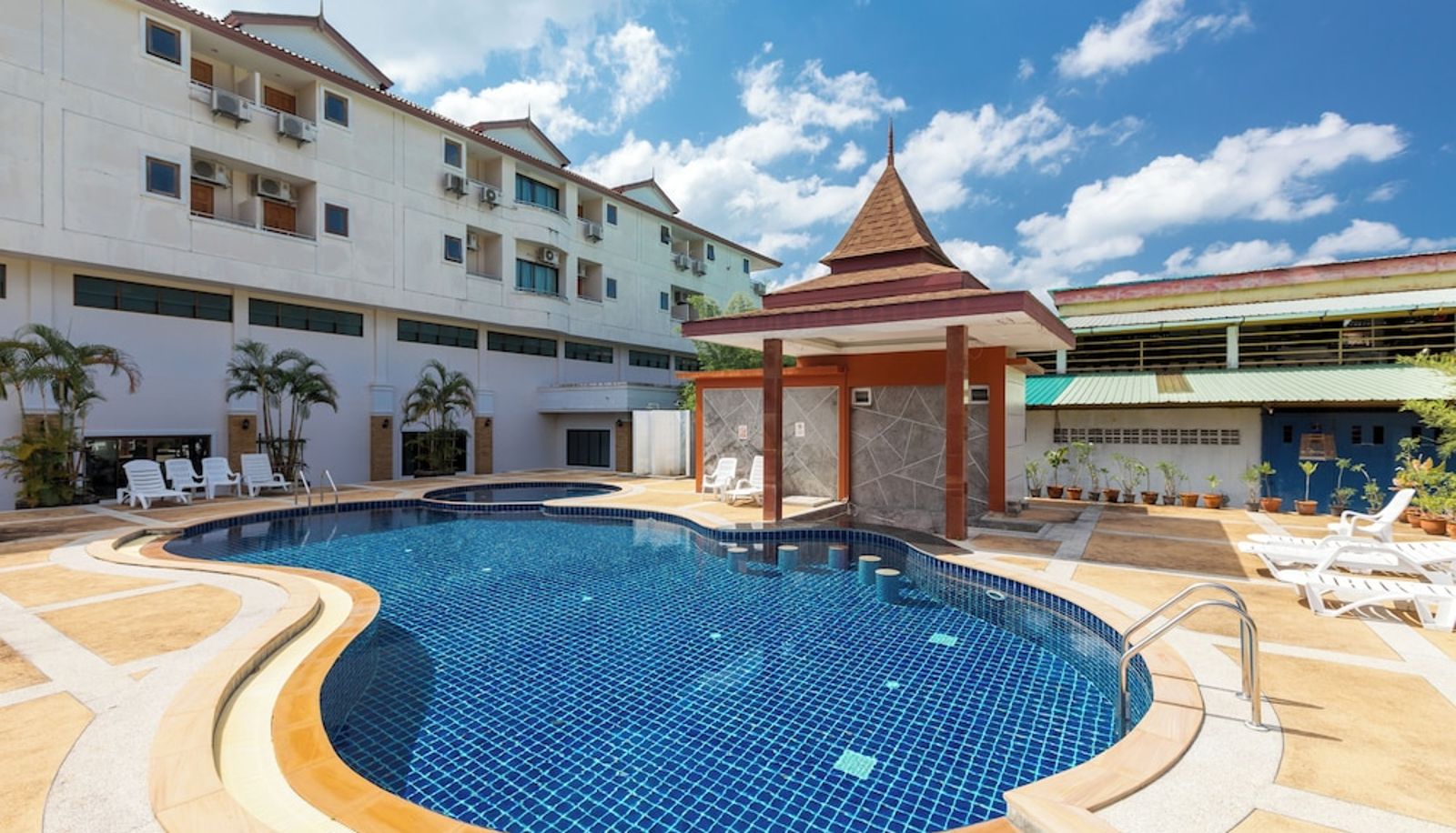 Zwembad - Diamond Place Ao Nang