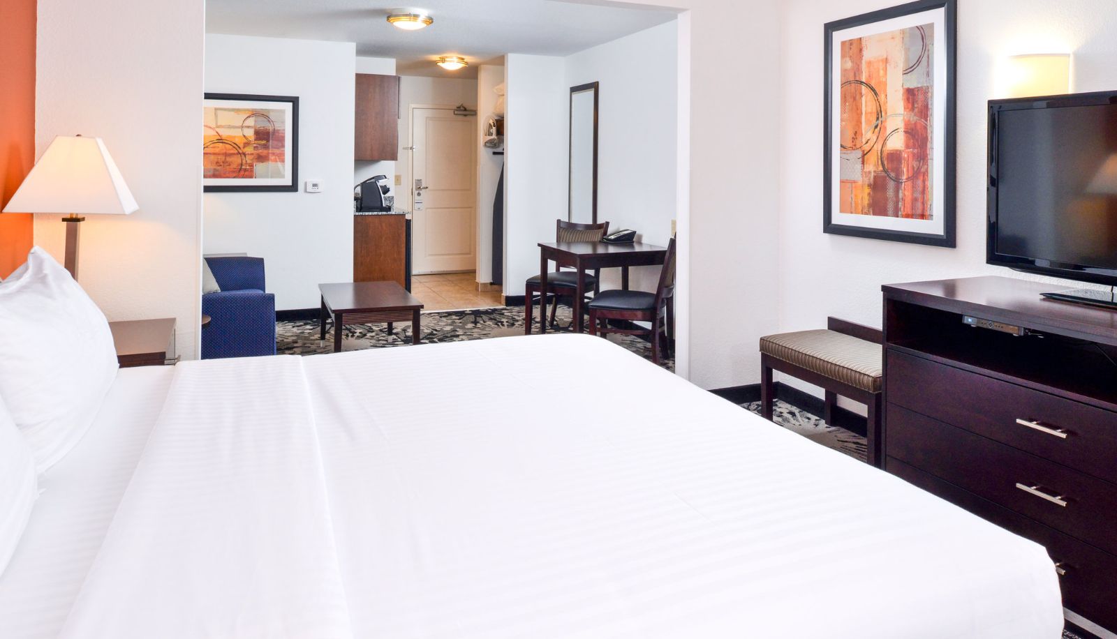 Zimmer - Holiday Inn Express & Suites GREENFIELD by IHG