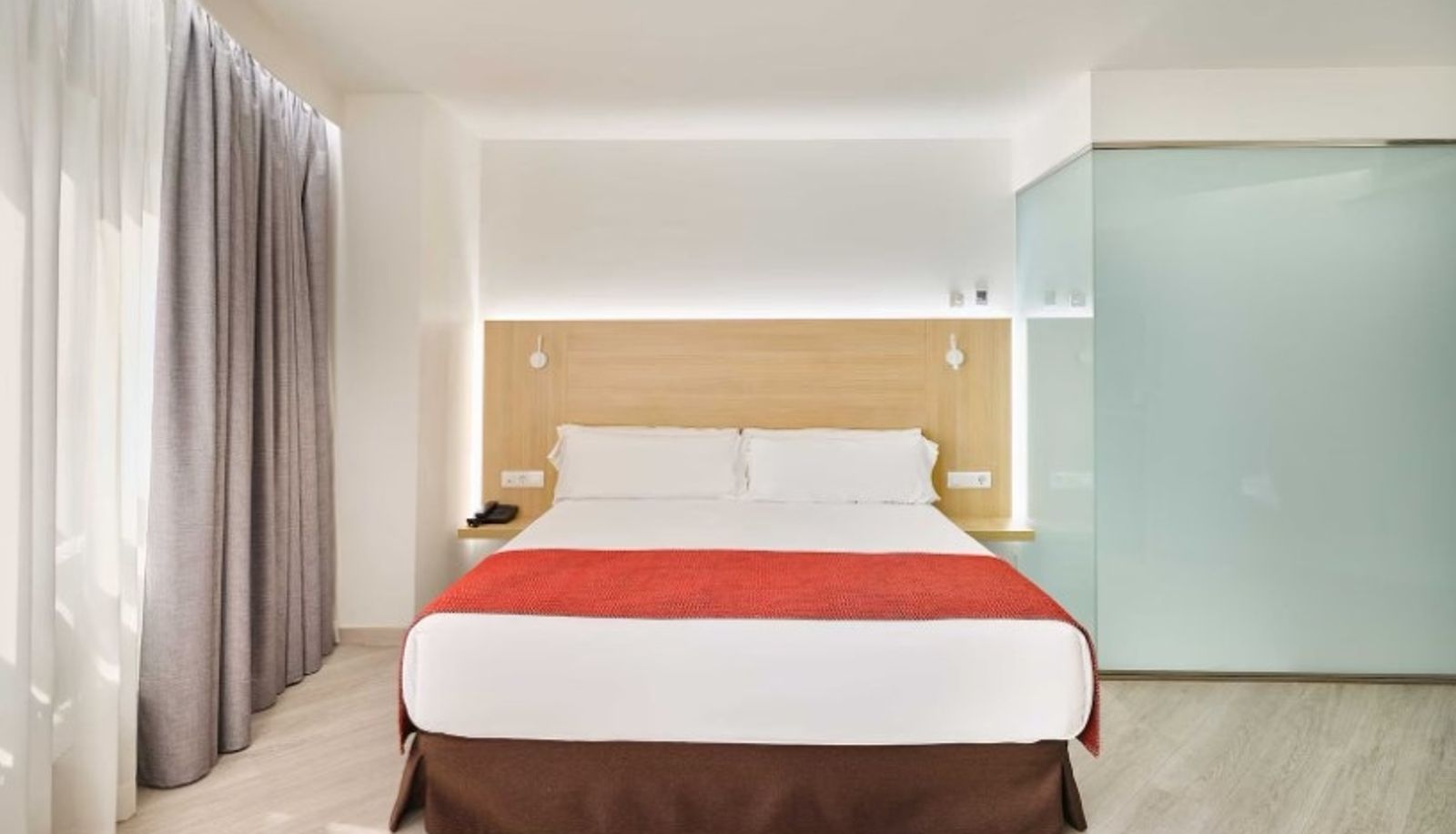 Info - HOTEL EXE PRISMA