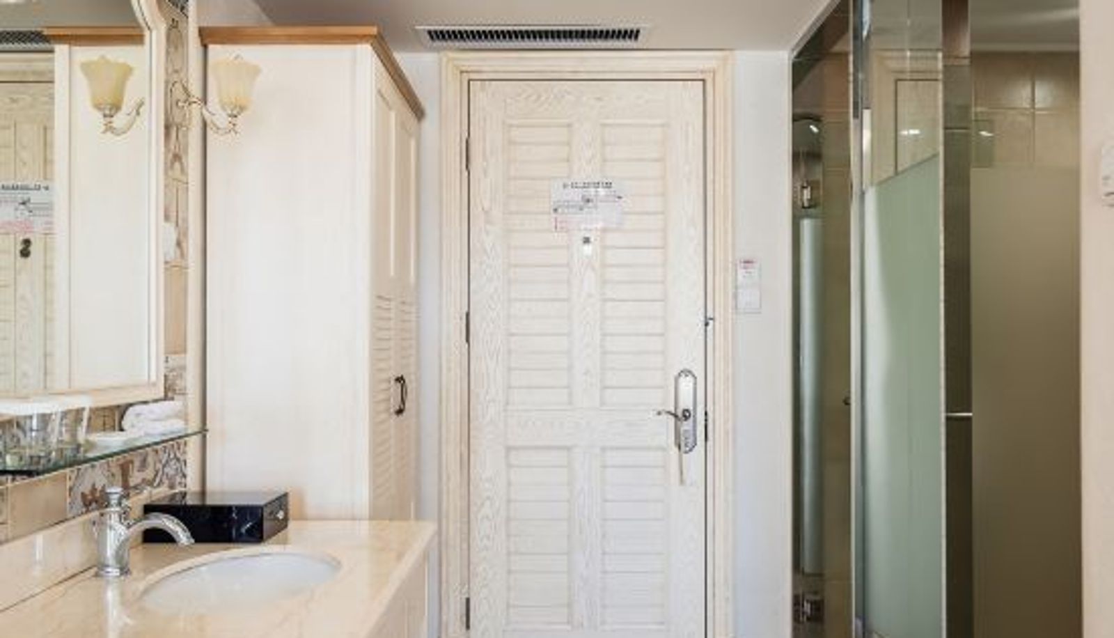 Room - Haitian Yise Hotel (XiGangHuaYuan)