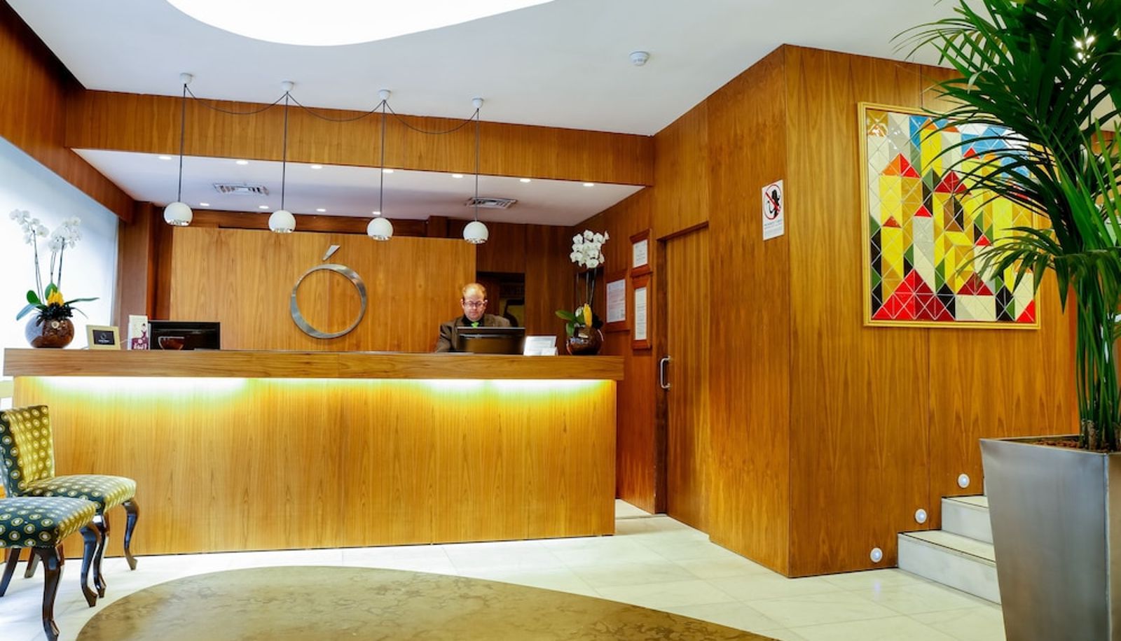 Rezeption - Hotel Ópera