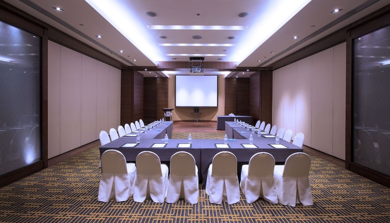 Sala riunioni - Copthorne King's Hotel Singapo