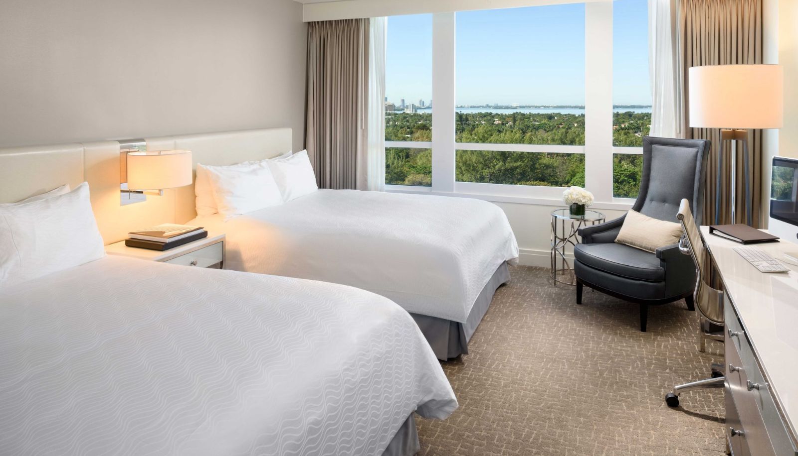 Kamer - Fontainebleau Miami Beach