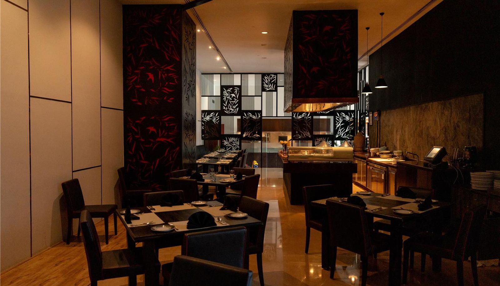 Restaurant - Radisson Plaza Hotel Hyderabad