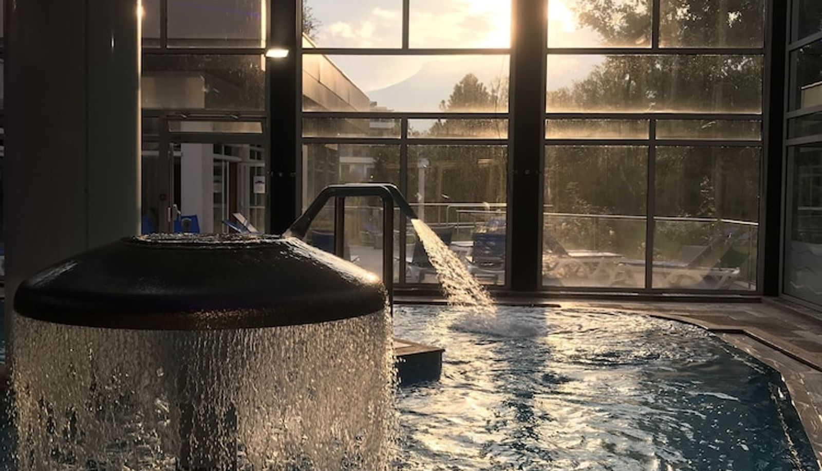 Piscina - Logis Hôtel & Spa Marina d'Adelphia