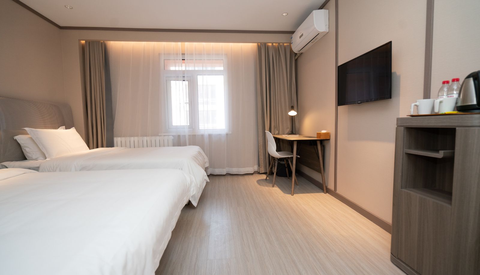Pokój - Hanting Qingdao May 4th Square Hotel Middle Hongkong Road(Domestic Only)