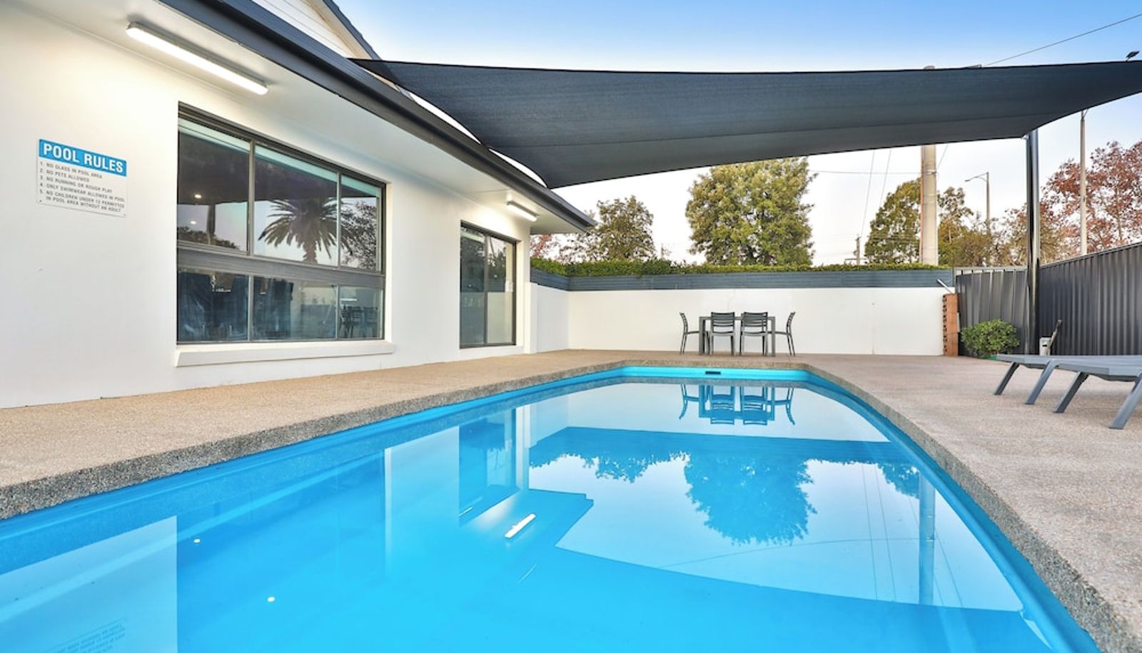 Pool - Boulevard Motor Inn