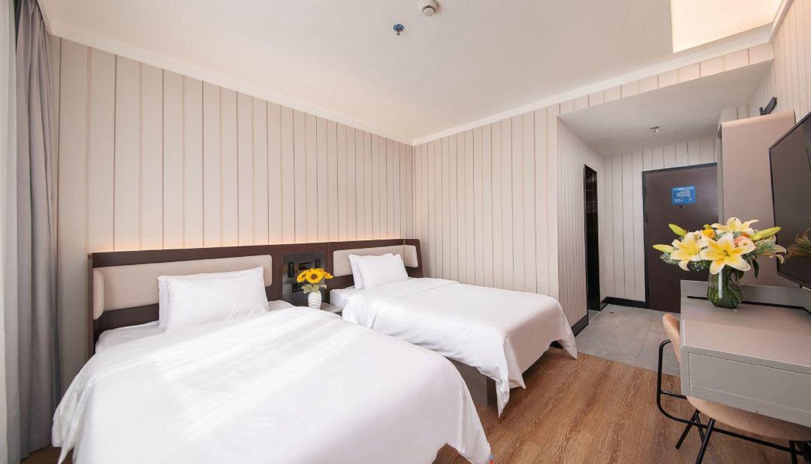 Room - Hanting Shanghai babaipanpu circuit Subway Station Hotel Lu Jia Zui Ba Bai Ban