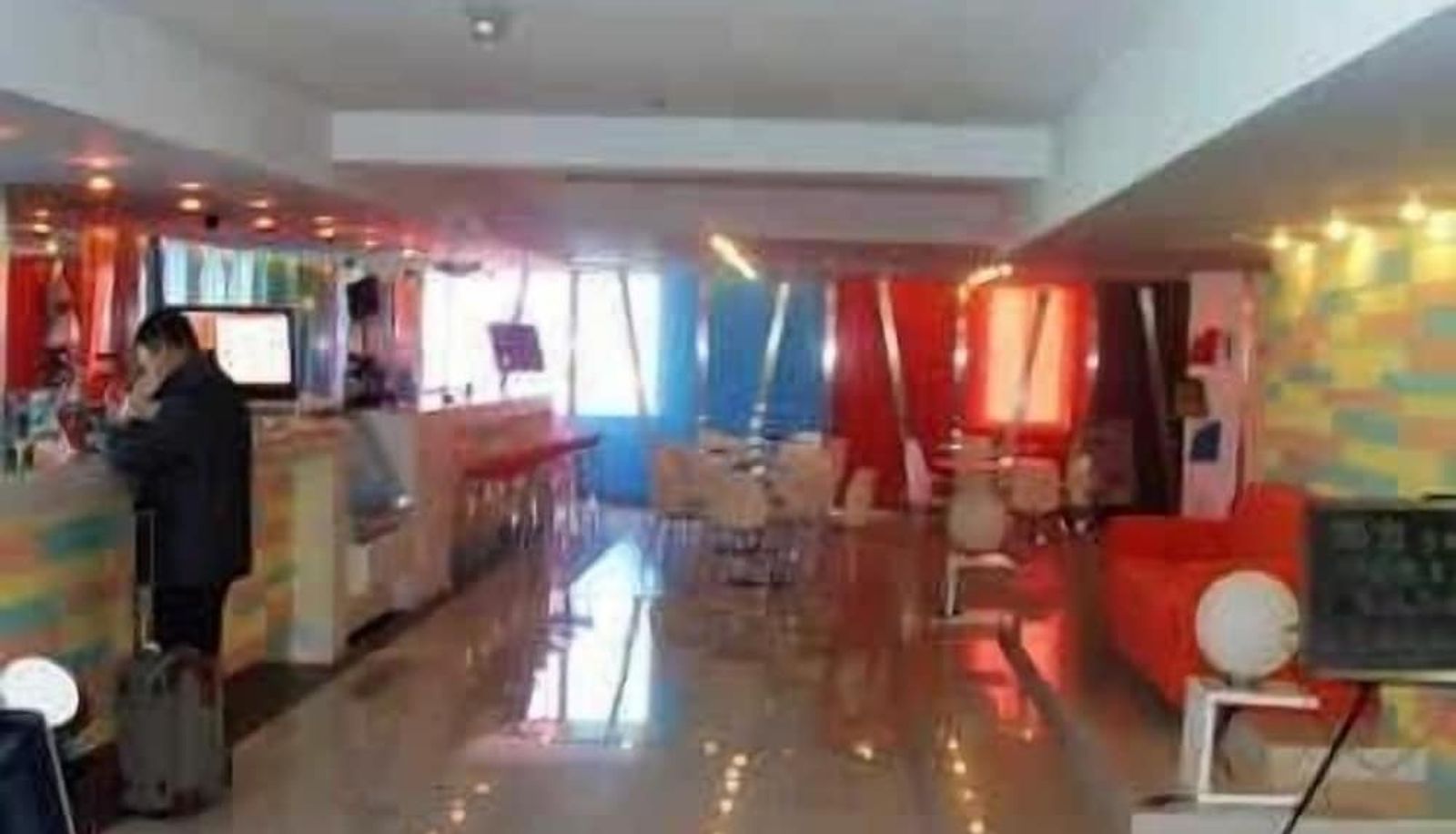 Hall - Hanting Haiyou Express Shenyang South Wuma Road