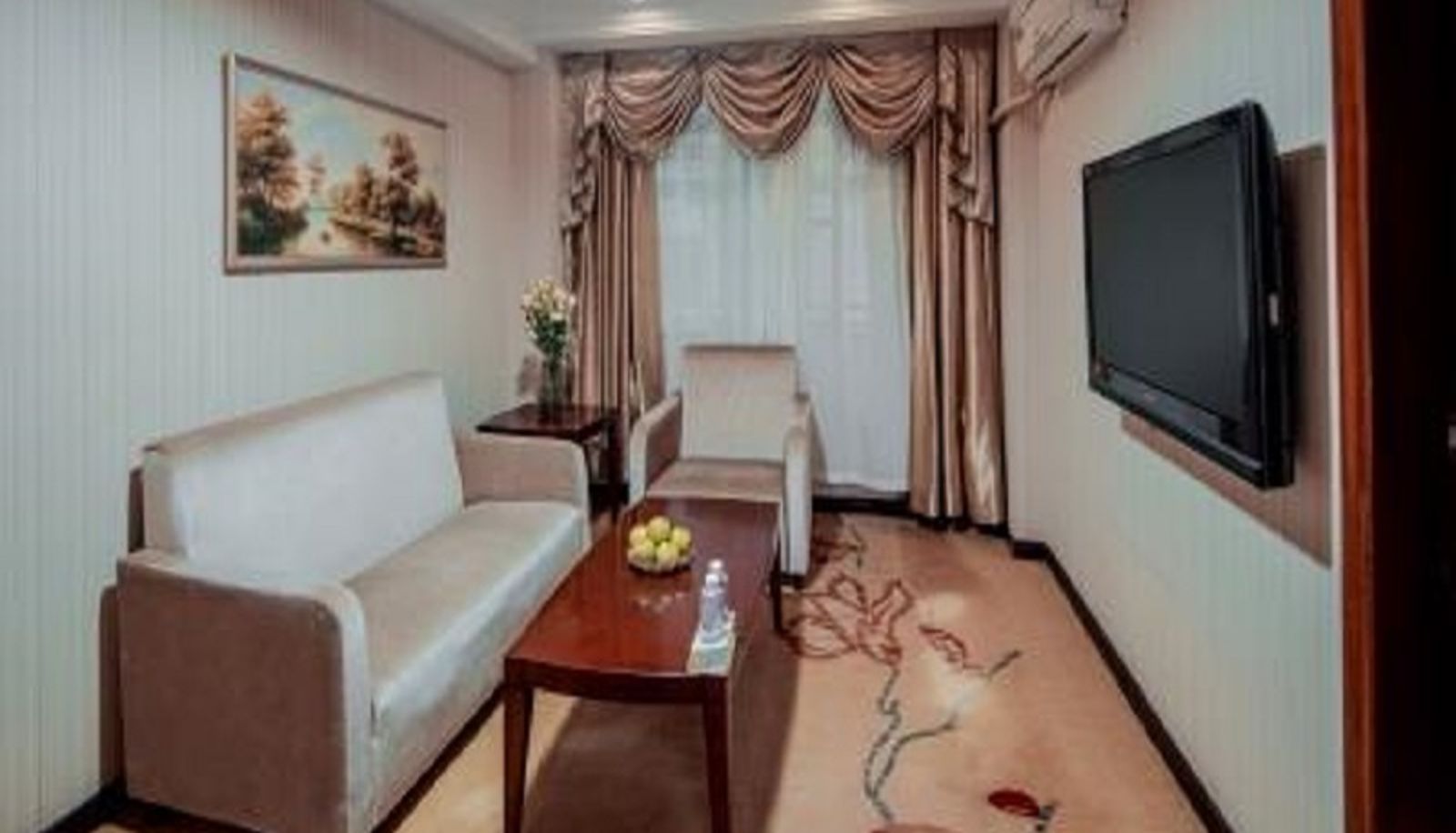 Camera - Shenzhen) Vienna 3 good hotel (Guanlan metro station Guanlan  Branch (Domestic Only)