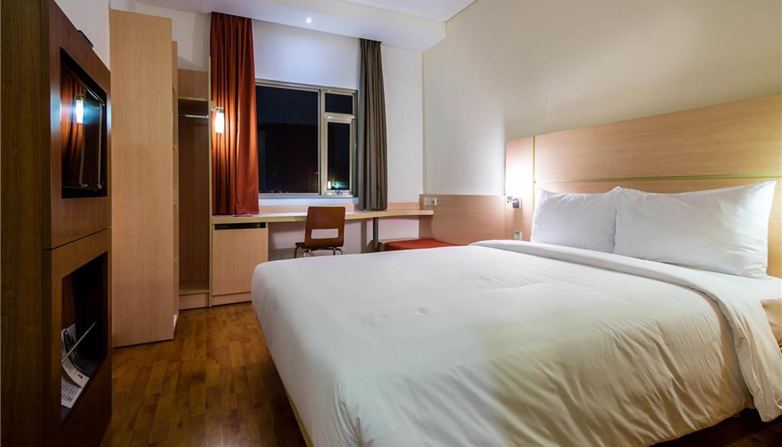 Room - ibis Saigon South