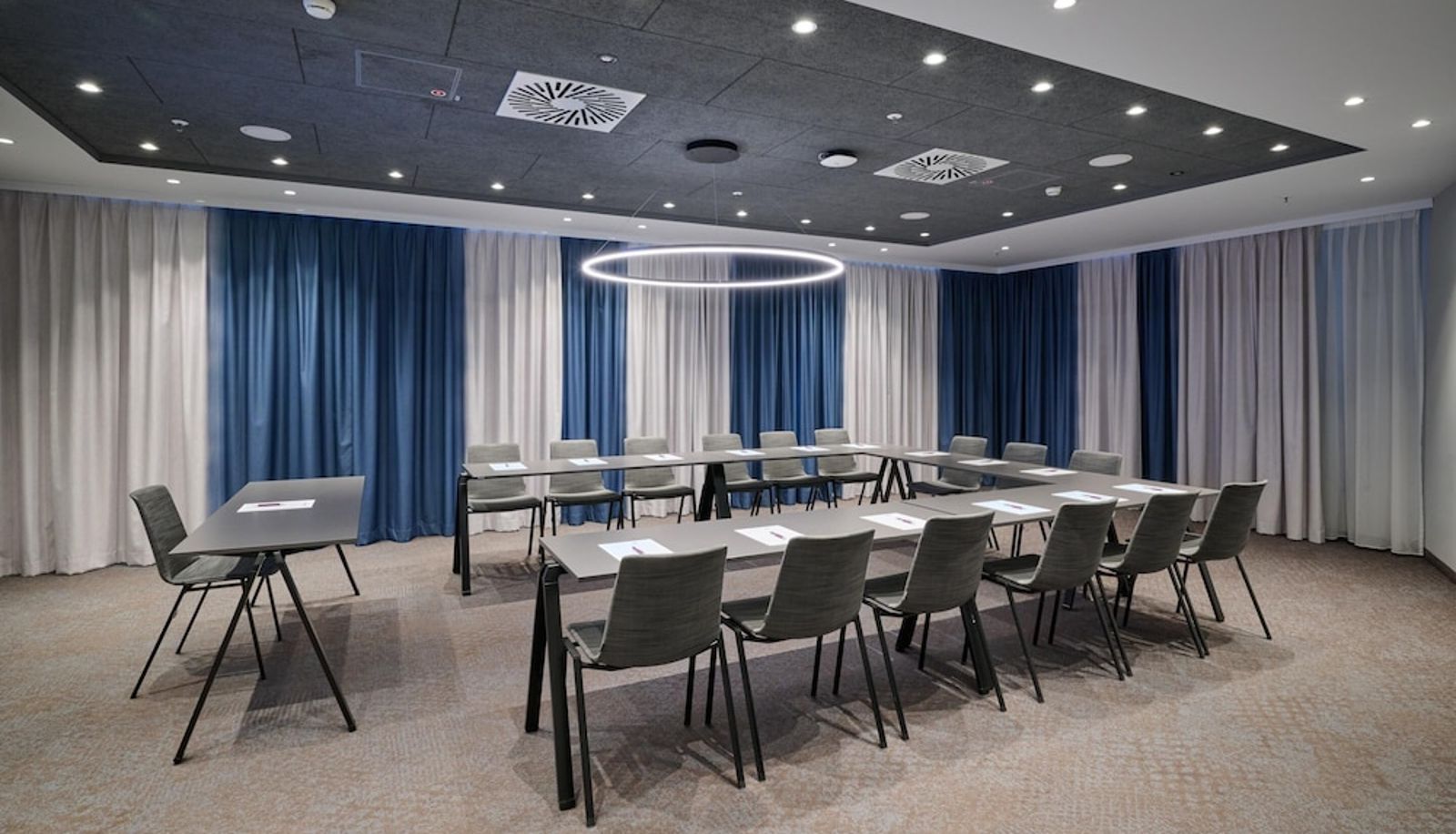 Vergaderruimte - Premier Inn Würzburg