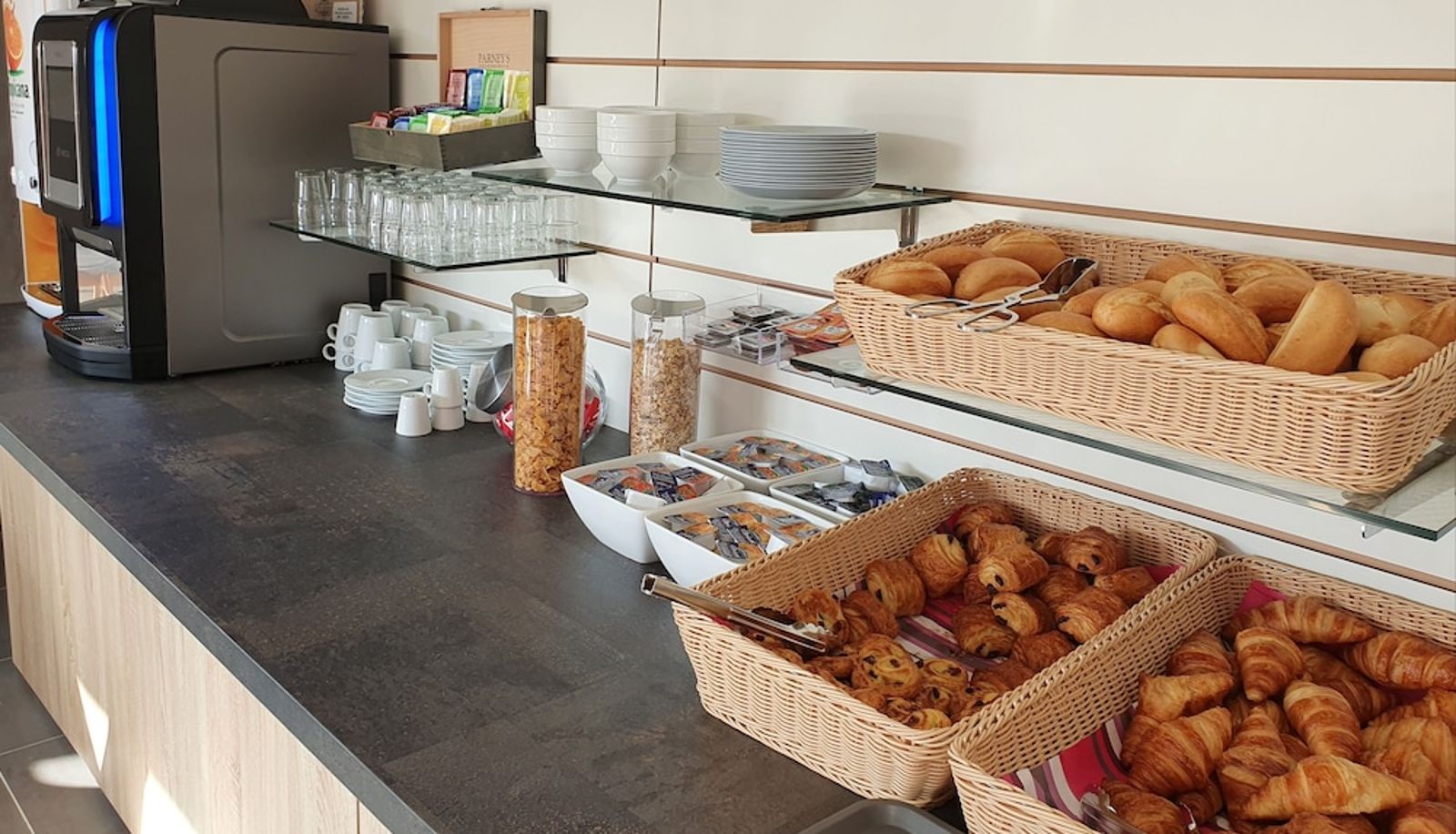 Info - Sure Hotel by Best Western Saint-Raphael Le Dramont