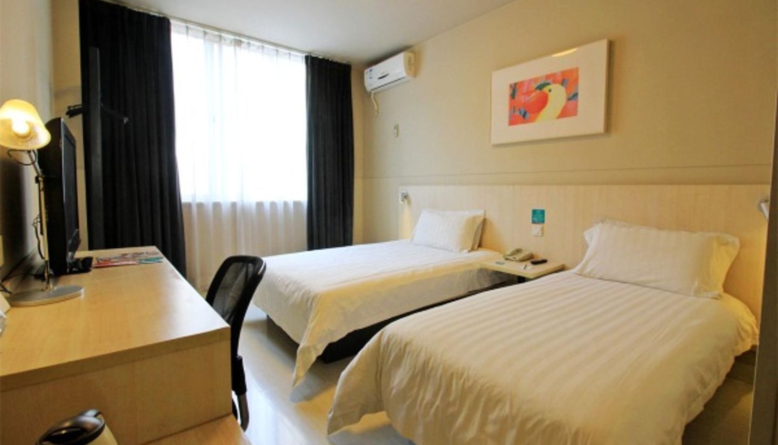 Zimmer - Wuyue Plaza) Jinjiang Inn (Nanyang Jianshe Road Middle Jianshe Road(Chinese Only)