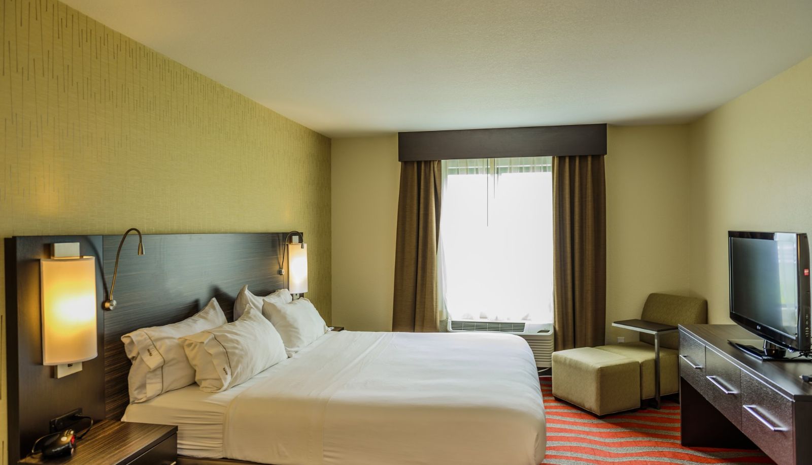Room - Holiday Inn Express BRADFORD by IHG
