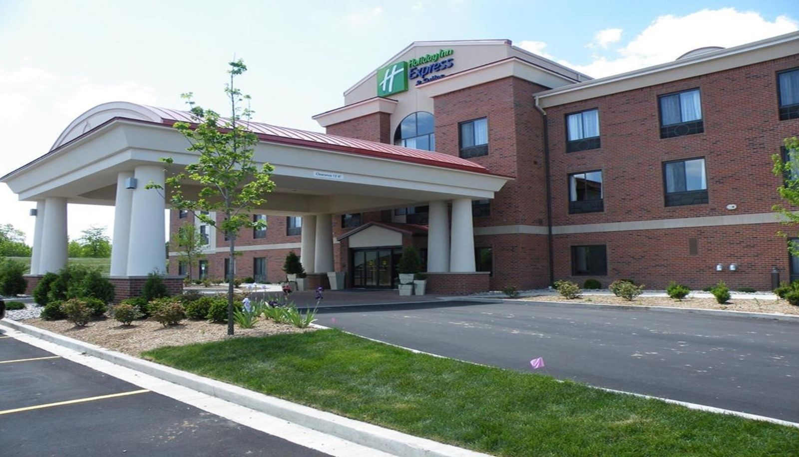 Info - Holiday Inn Express & Suites LANSING-DIMONDALE by IHG