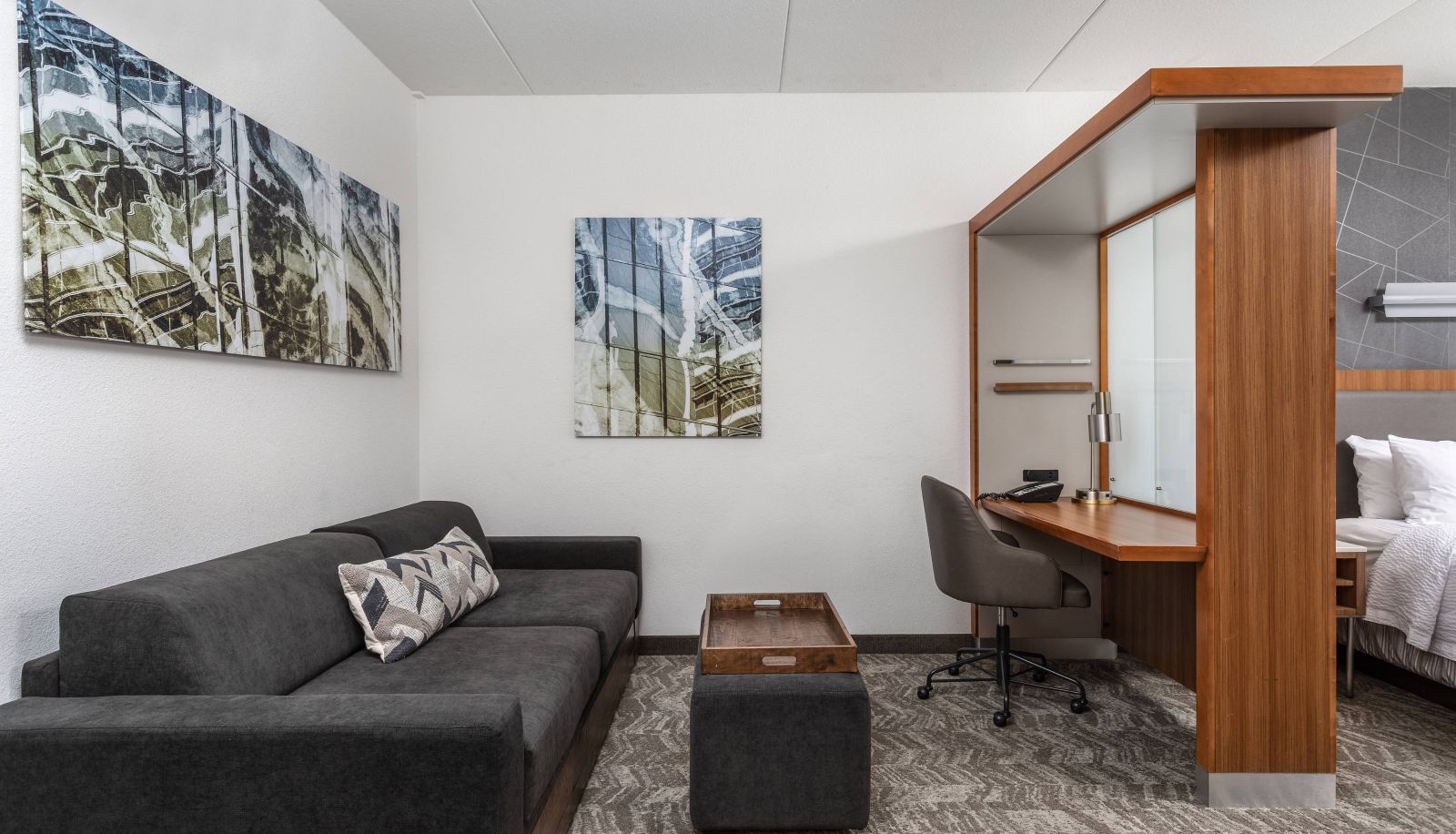 Zimmer - SpringHill Suites by Marriott Chattanooga Downtown/Cameron Harbor