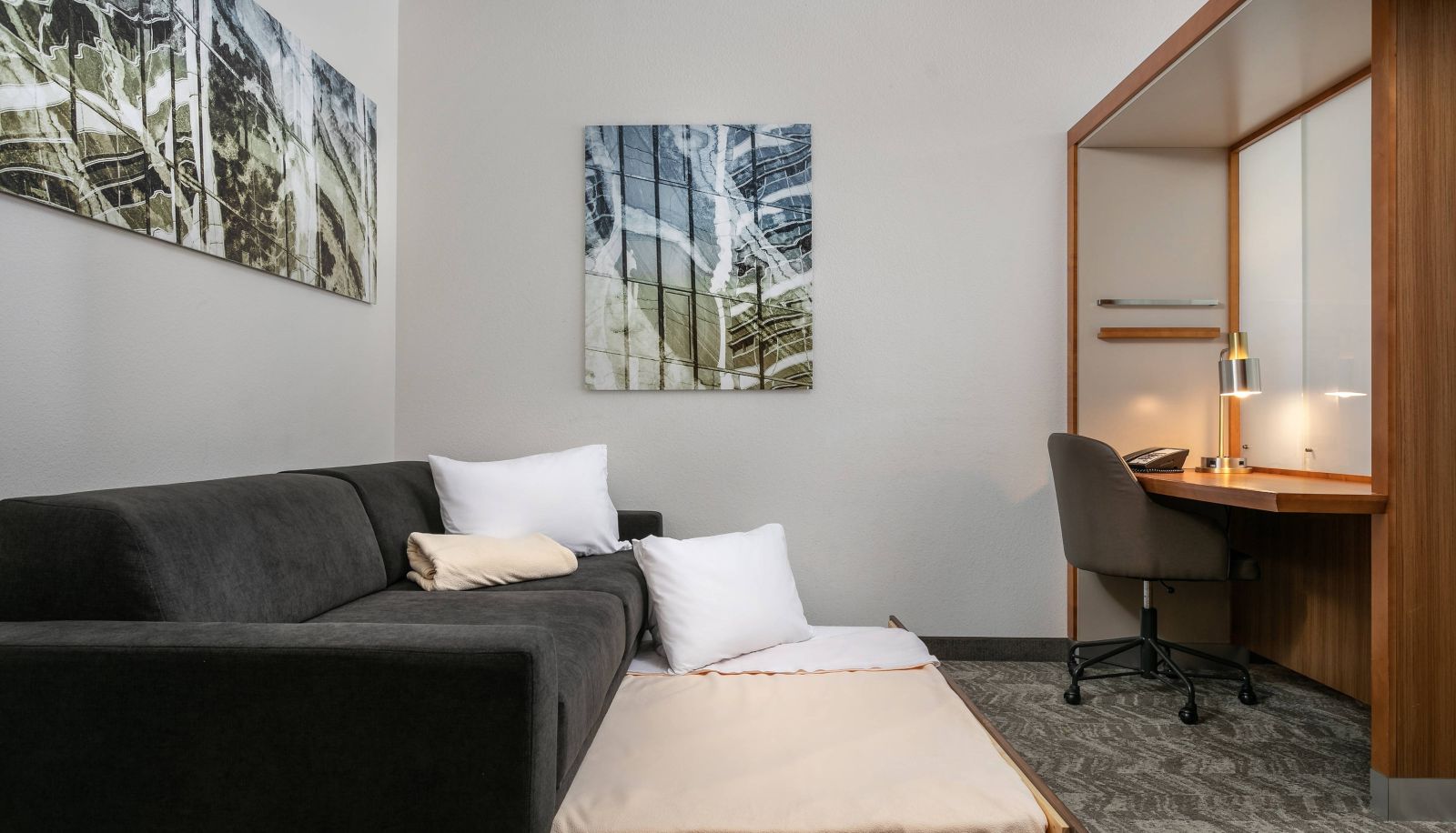 Zimmer - SpringHill Suites by Marriott Chattanooga Downtown/Cameron Harbor