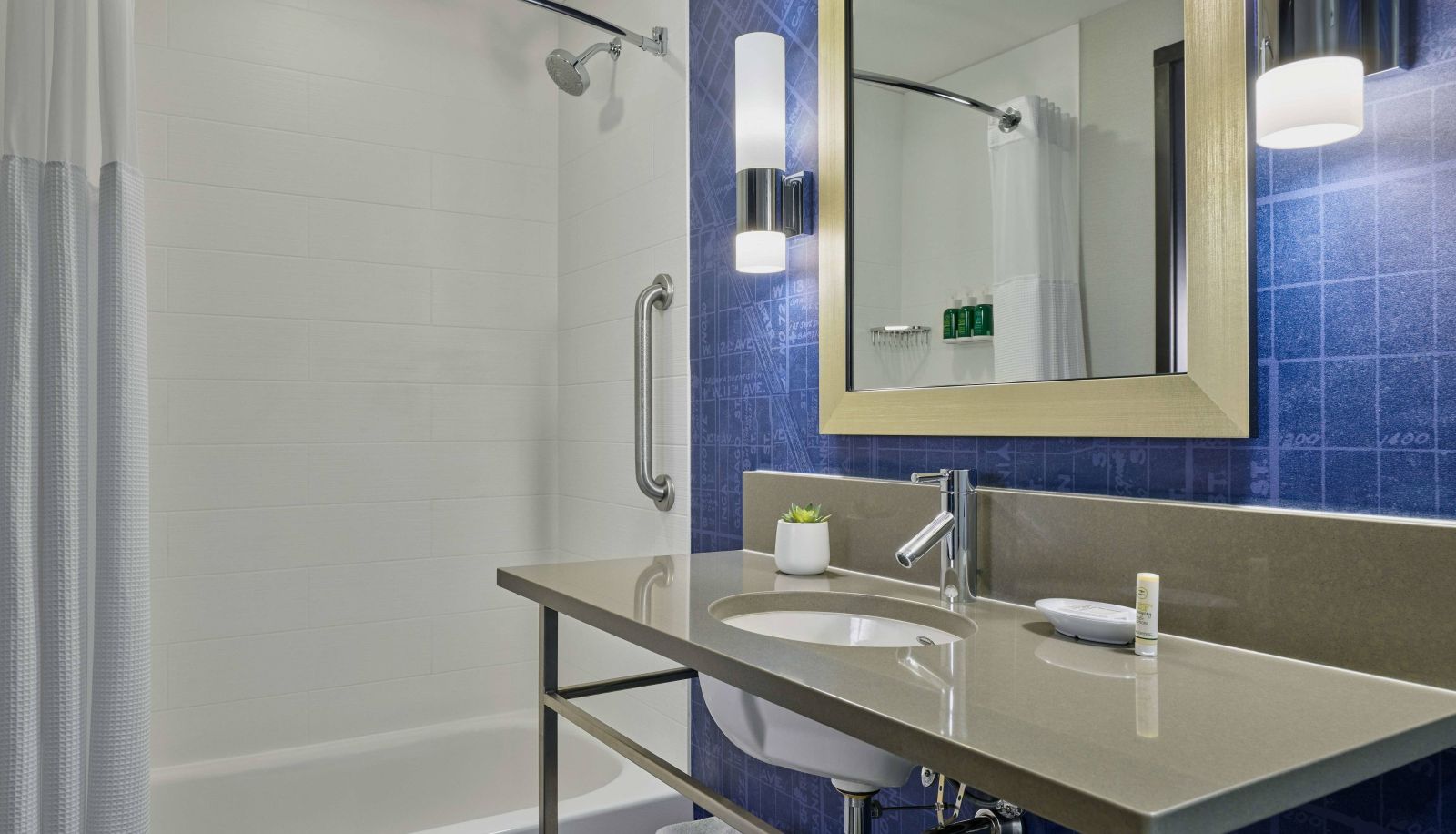 Zimmer - SpringHill Suites by Marriott Denver Downtown