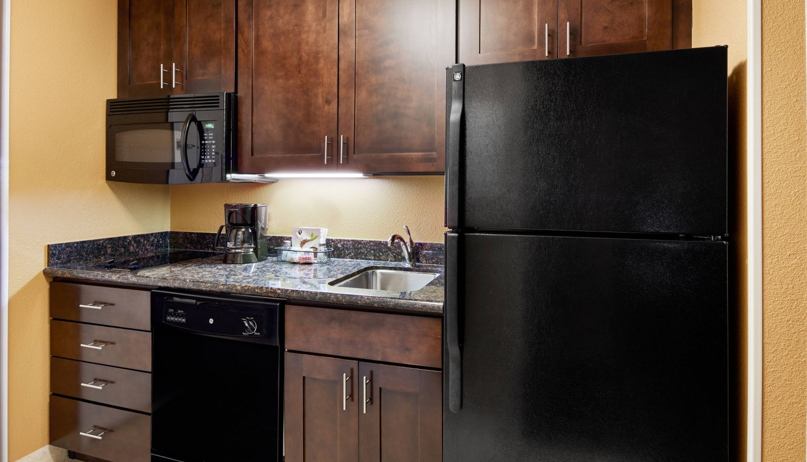 Camera - TownePlace Suites by Marriott Midland
