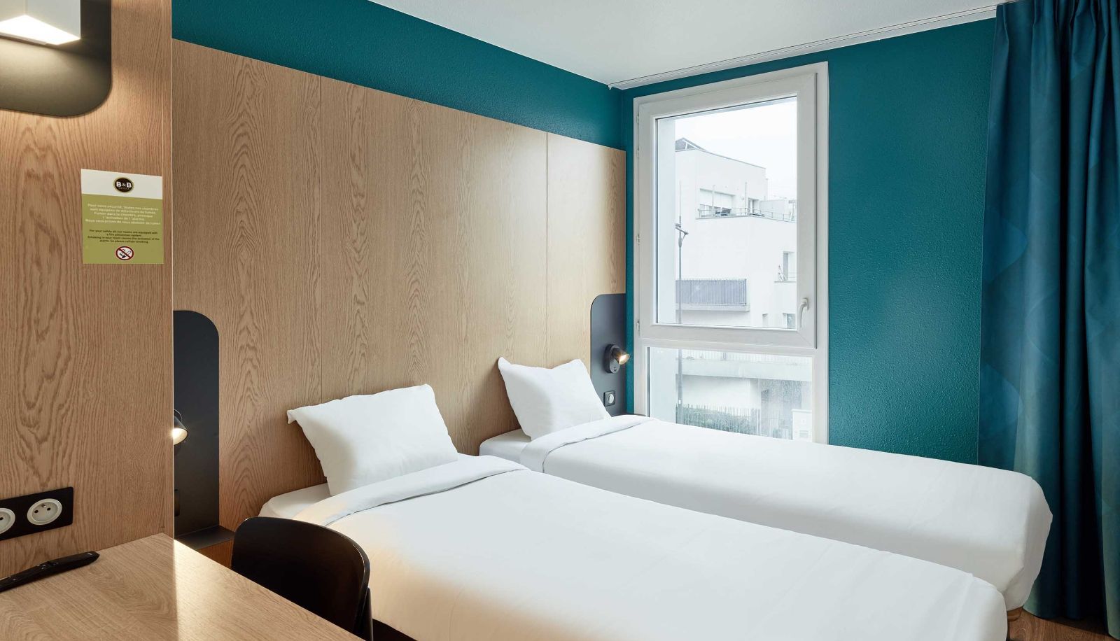 Camera - B&B HOTEL Orly Chevilly Marché International 3 étoiles