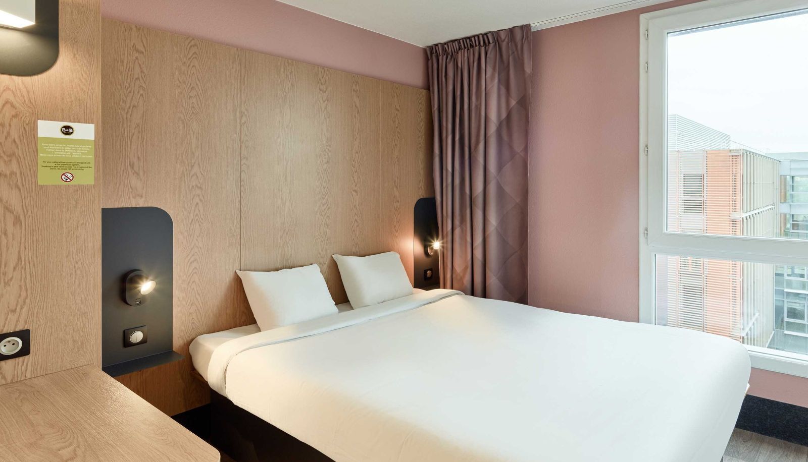 Camera - B&B HOTEL Orly Chevilly Marché International 3 étoiles