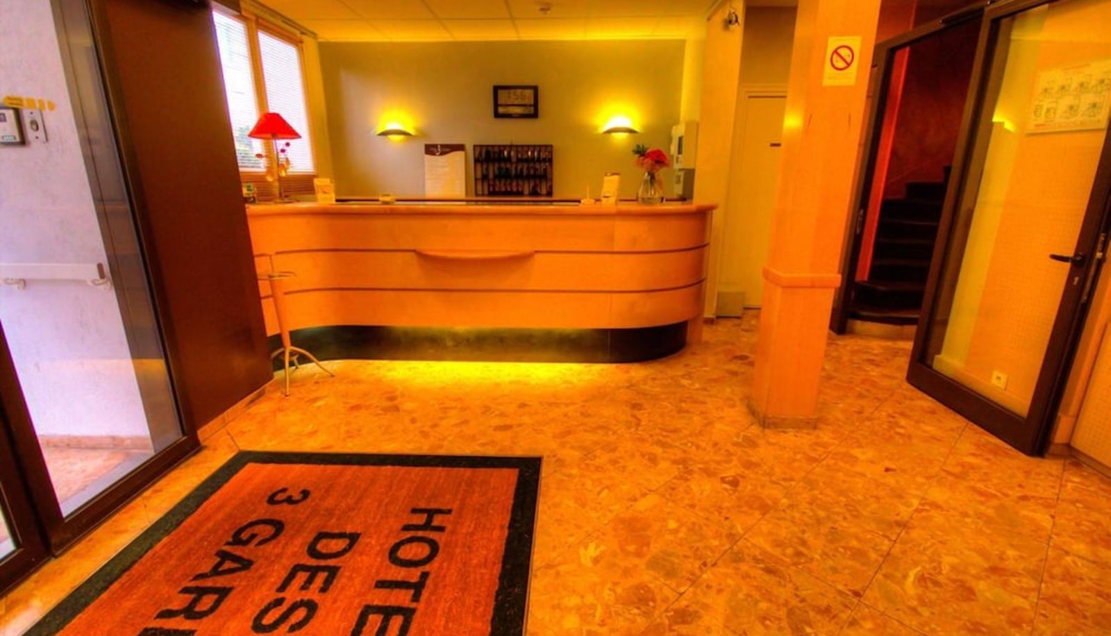 Reception - Hôtel des Trois Gares