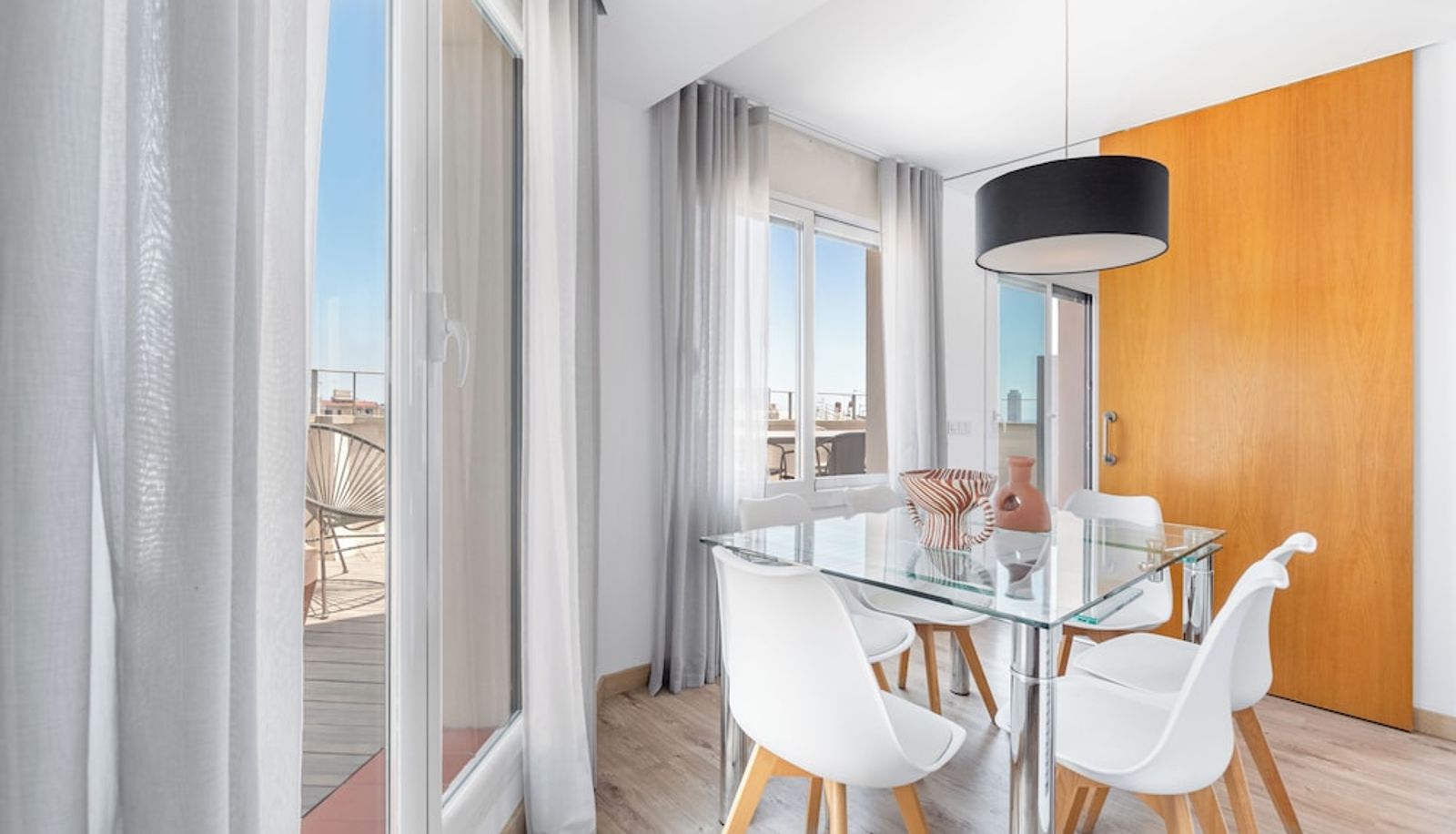 Apartamento - The Corner Apartments by Aspasios