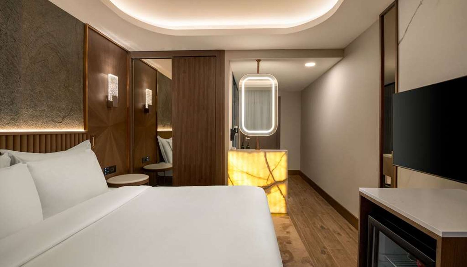 Room - Trademark Collection by Wyndham Boreas Hotel