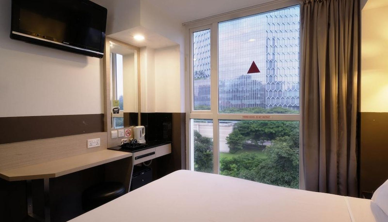 Camera business - Lion Peak Hotel Bugis