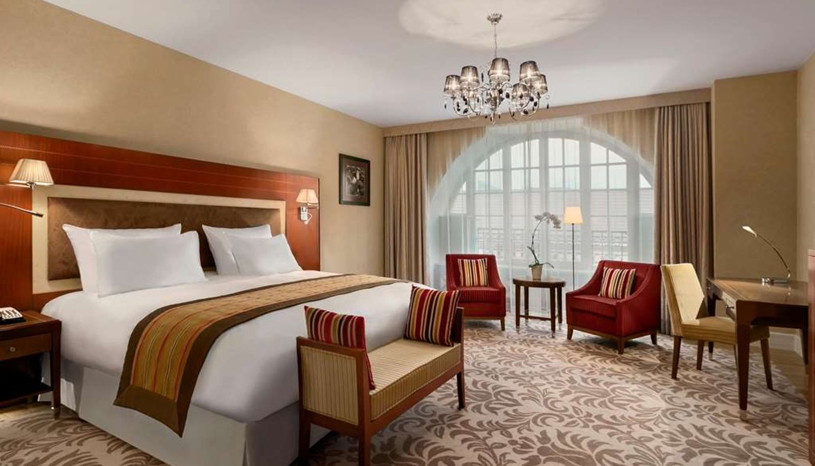 Kamer - Grand Hotel Vilnius Curio Collection by Hilton