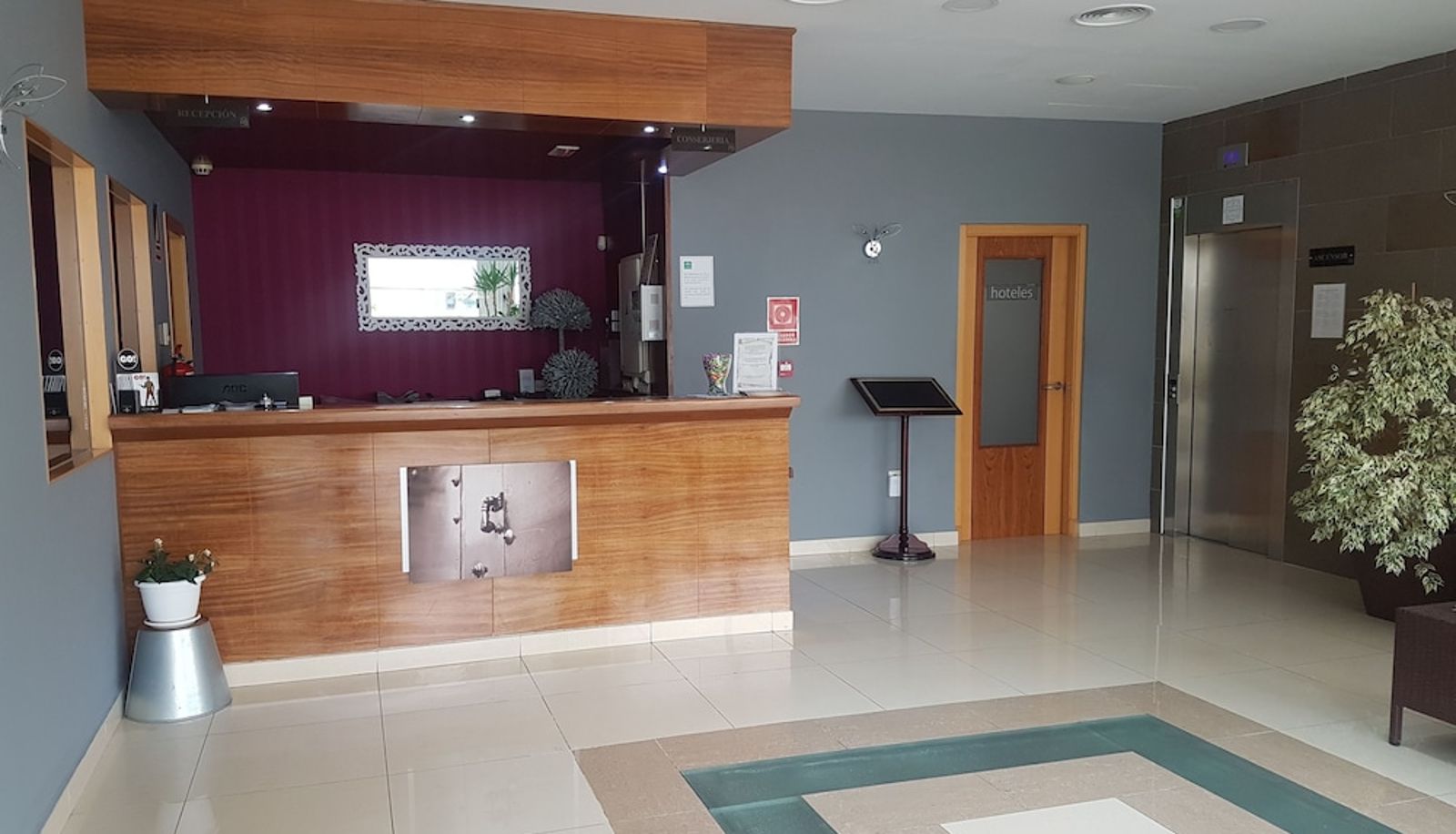 Salón - Hotel Almedina Spa