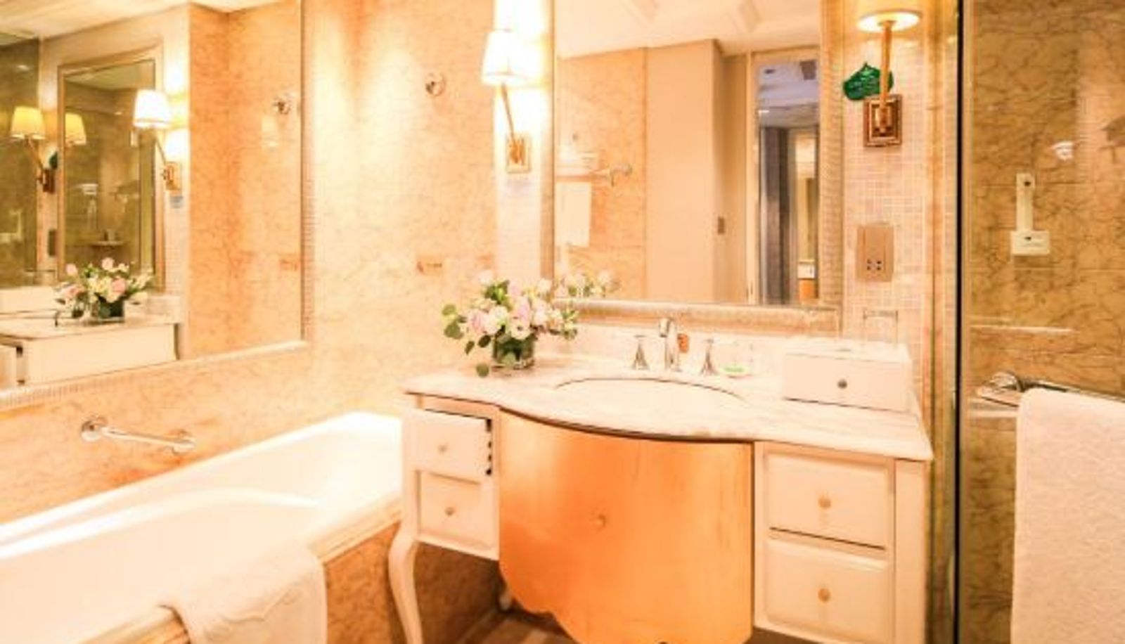 Camera - Kingrace Hotel Changshu
