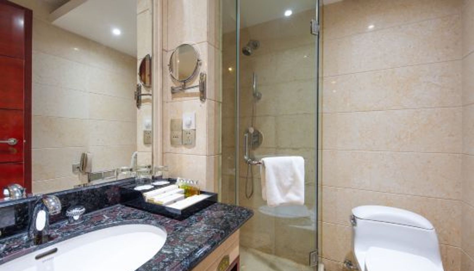 Zimmer - ShineWon Continental Hotel