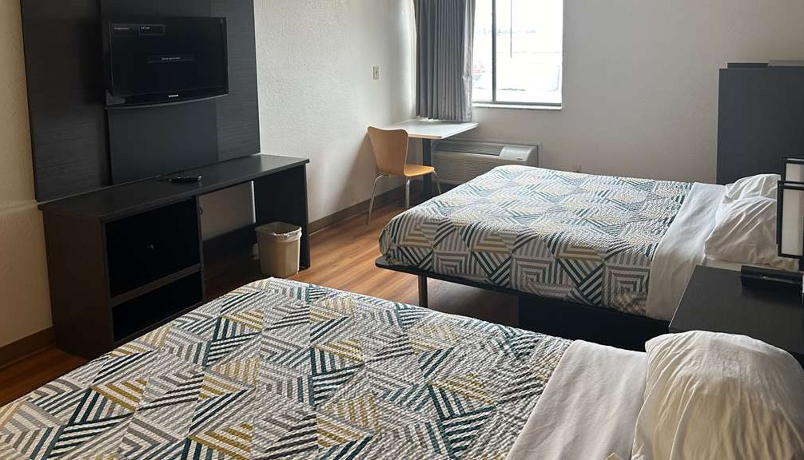 Camera - MOTEL 6 WATERLOO