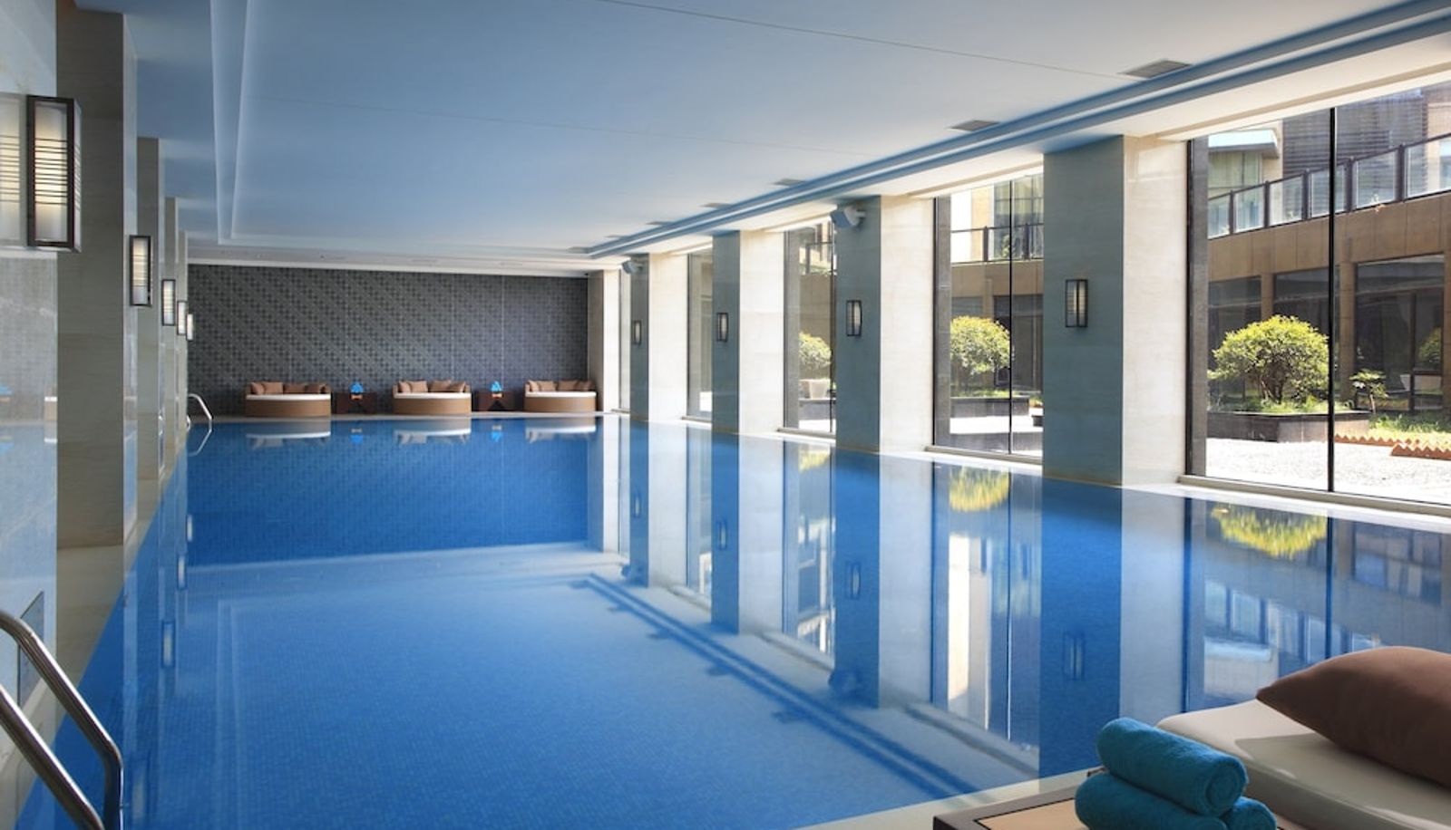 Pool - Crowne Plaza XUZHOU DALONG LAKE by IHG