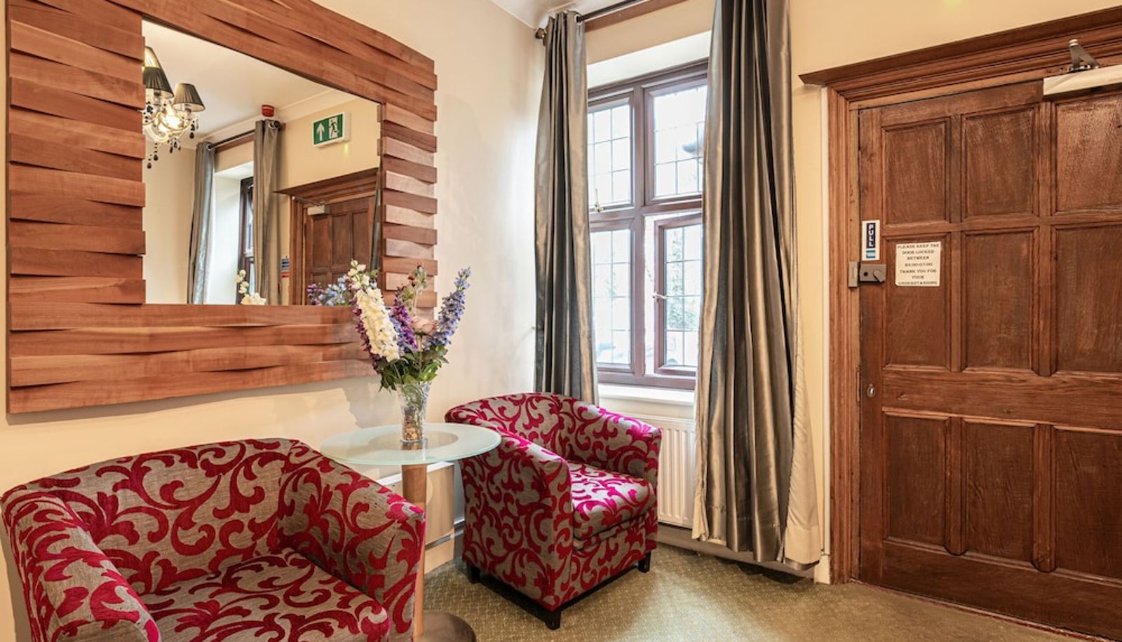Hal - Barrington Lodge Hotel