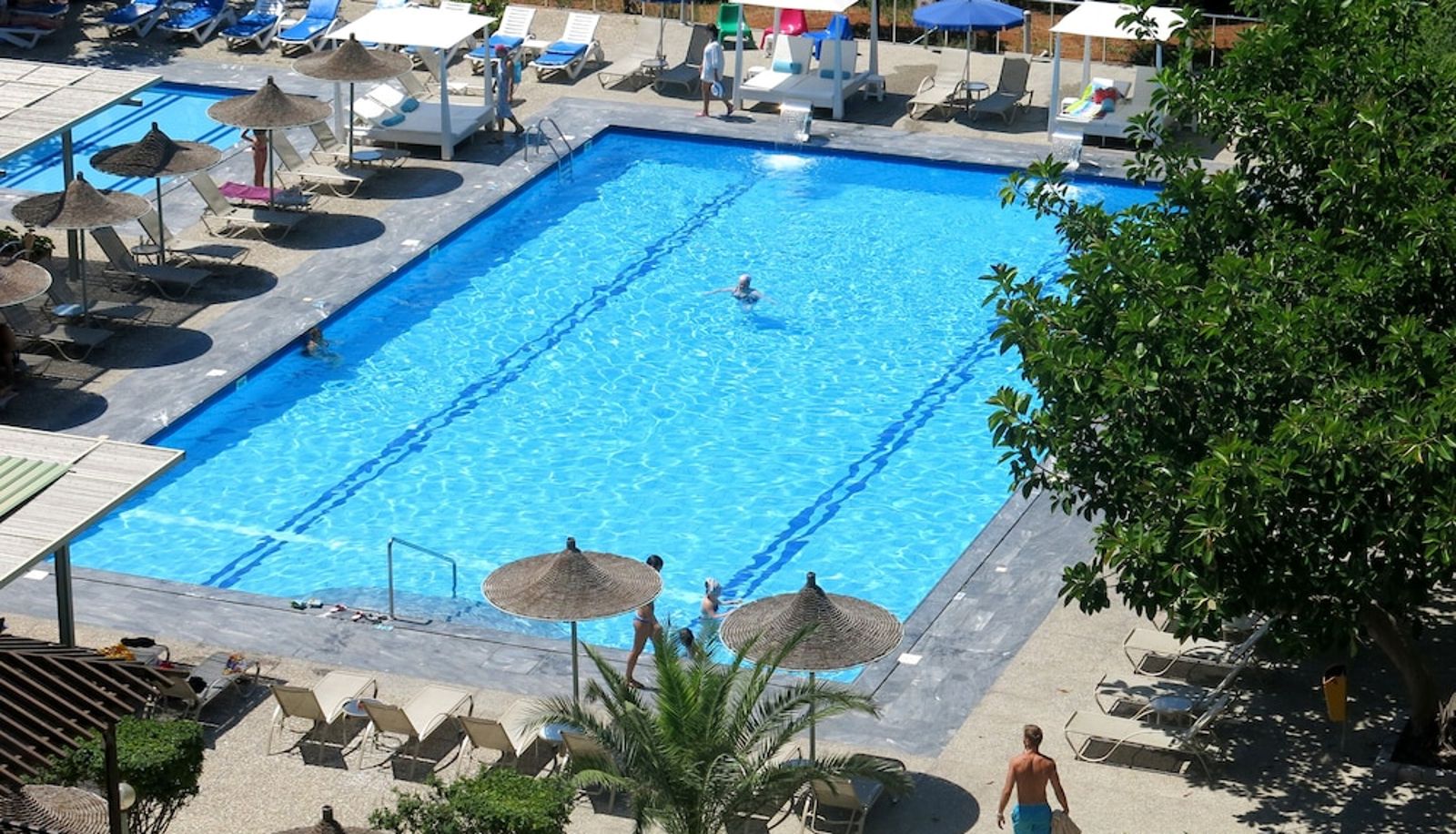 Pool - Marina