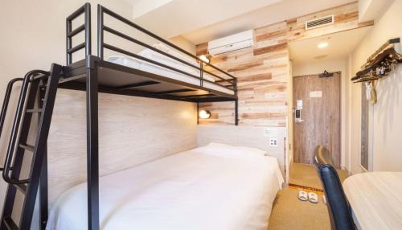Camera - Super Hotel Chiba Ekimae