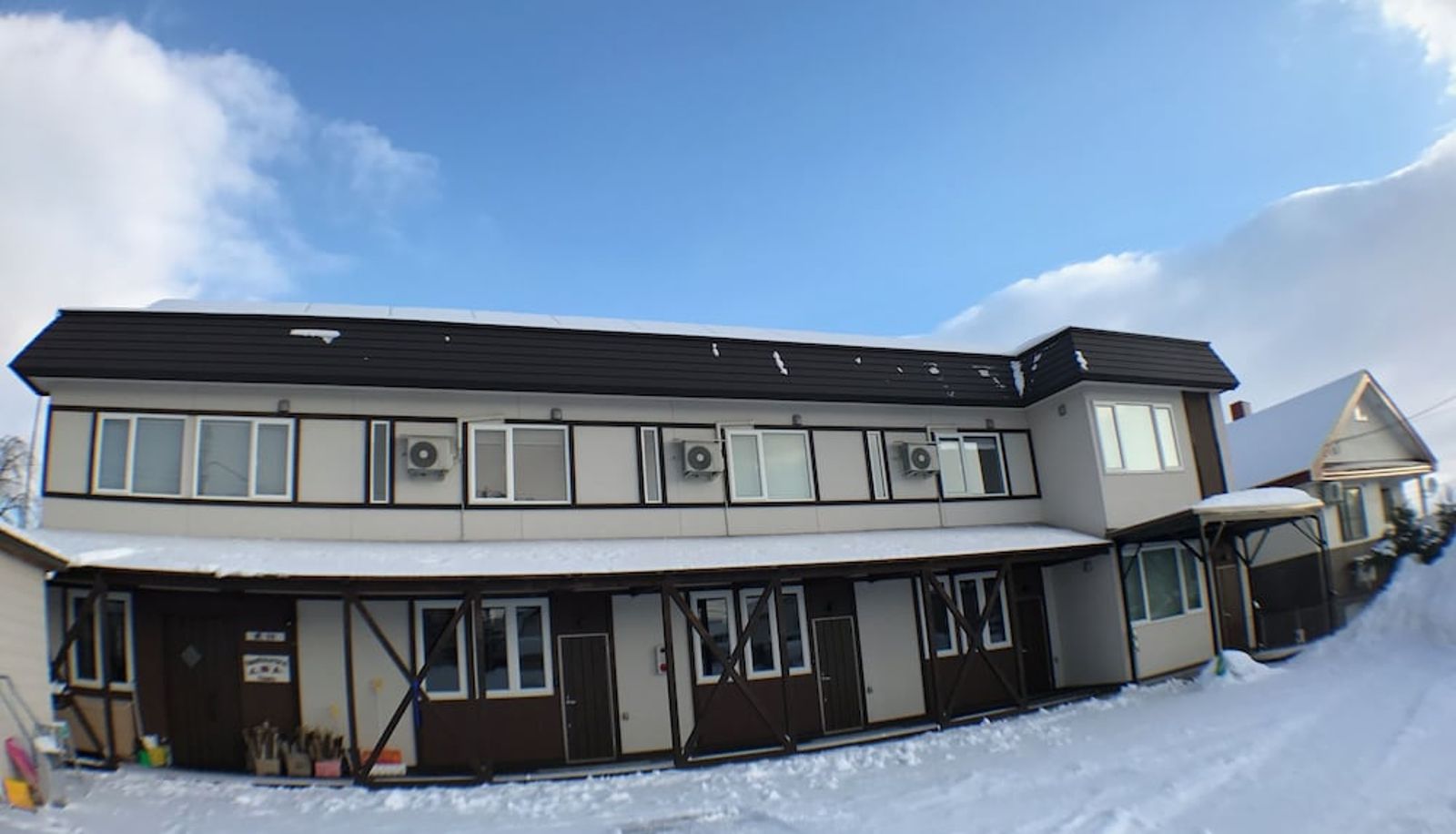 Información - Tsuru Apartments