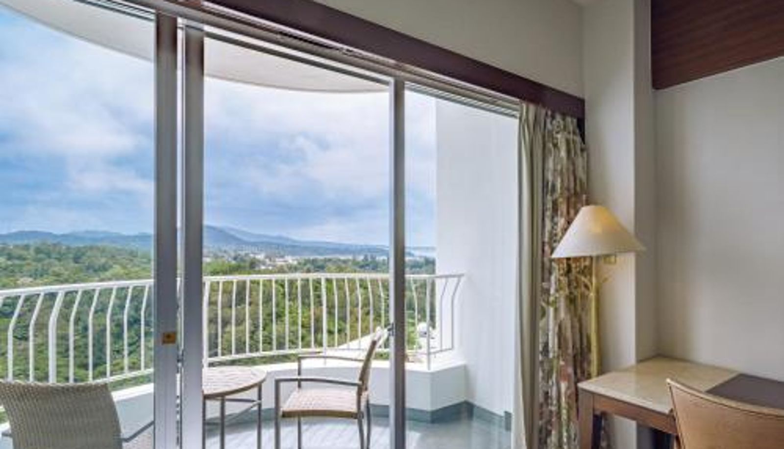 Room - Okinawa Kariyushi Beach Resort Ocean Spa